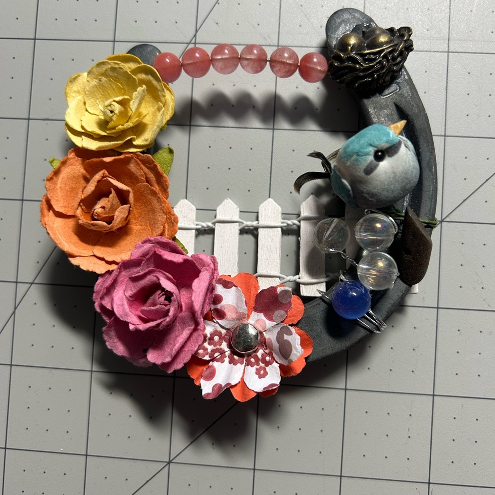 Horseshoe decor